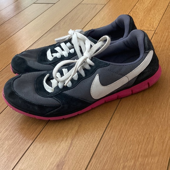 nike eclipse sneakers - Picture 3 of 13